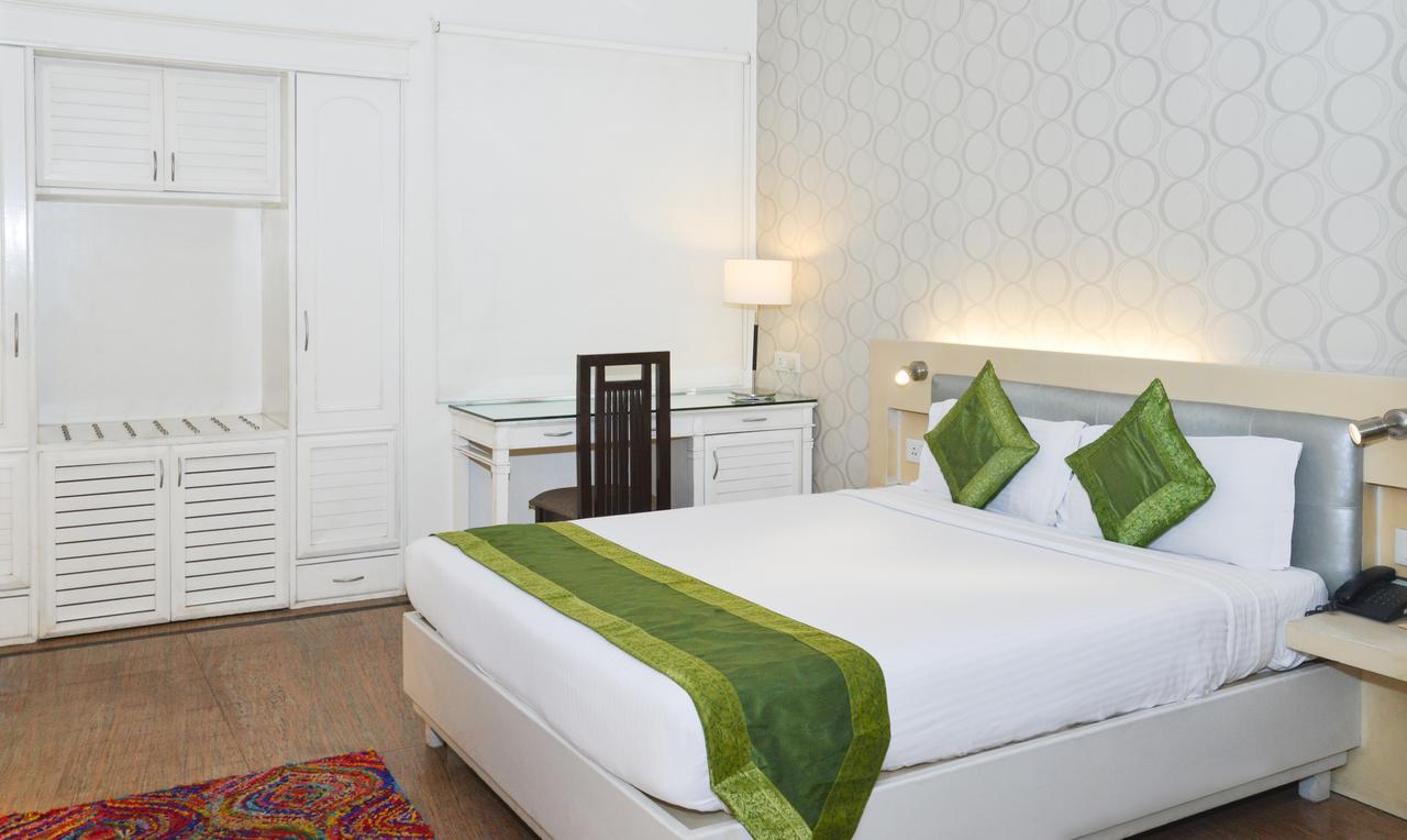 Treebo Check In By Oran Hotel Nova Deli Exterior foto
