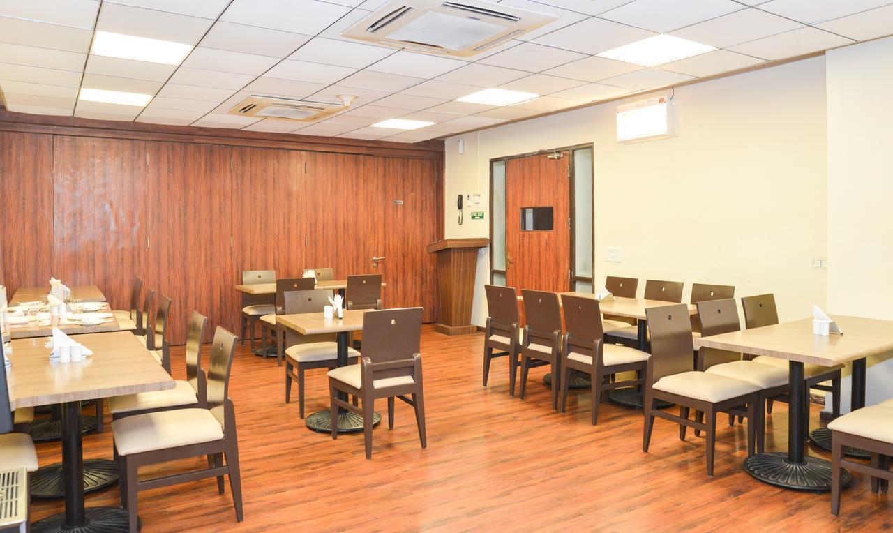Treebo Check In By Oran Hotel Nova Deli Exterior foto